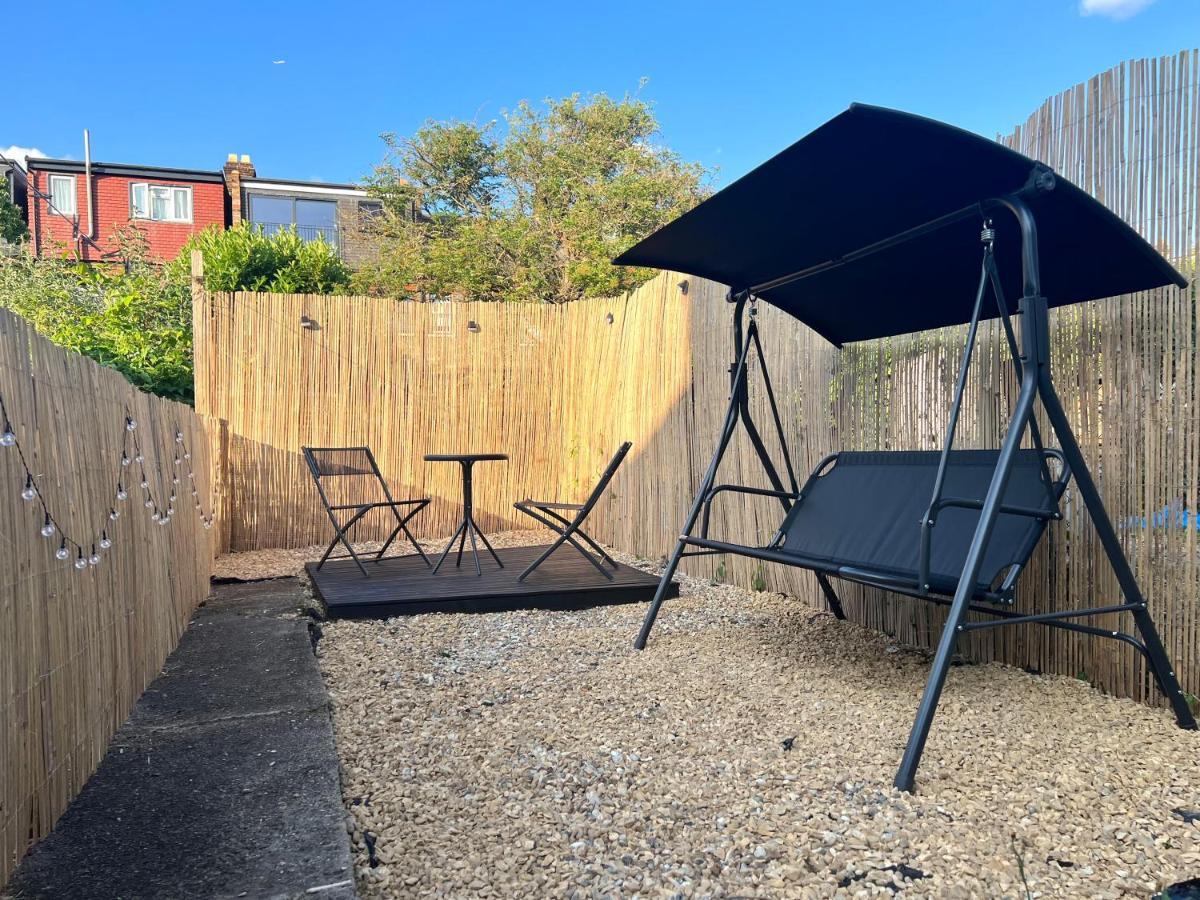 Cosy & Stylish - Boho 2 Bed Flat With Garden Apartment London
